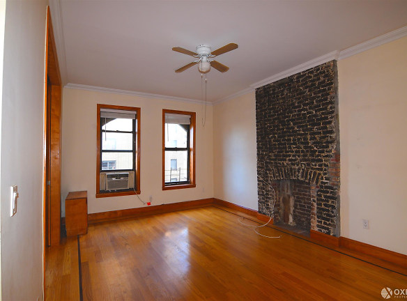 839 West End Ave unit 7C - New York, NY