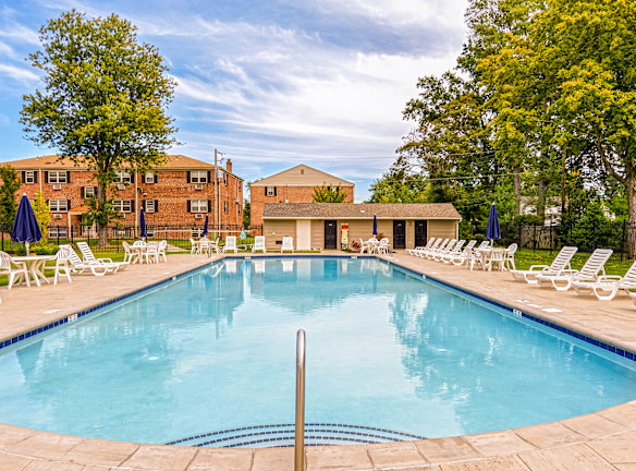 SDK Stratford Apartments - Wilmington, DE