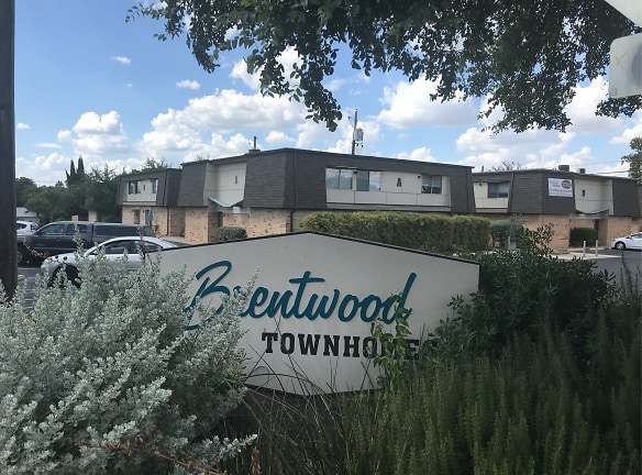 Brentwood Townhomes Apartments - Austin, TX