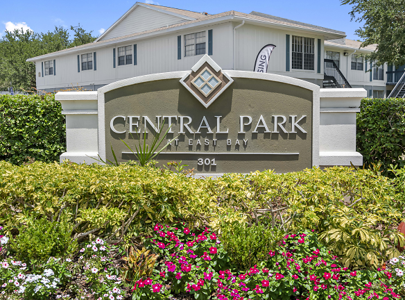Central Park At East Bay Apartments - Largo, FL