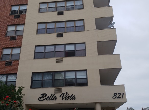 Bella Vista Condominiums Apartments - Elizabeth, NJ