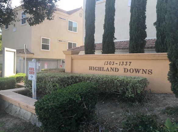 Highland Downs Apartments - Duarte, CA
