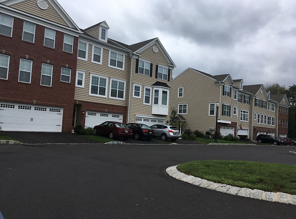 Carillon Hill By W.B. Homes Apartments - Sellersville, PA