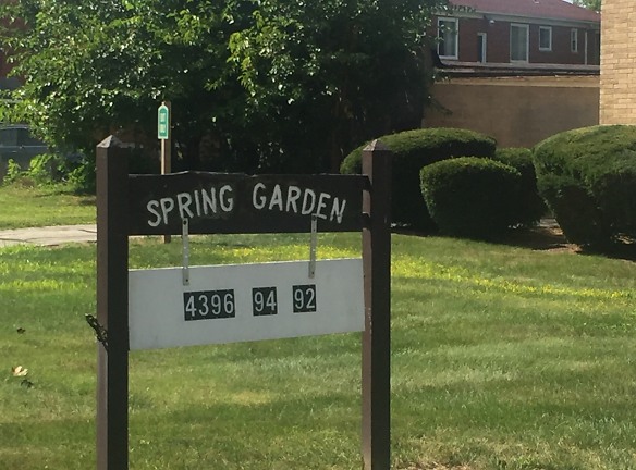 Spring Garden Apartments - Cleveland, OH
