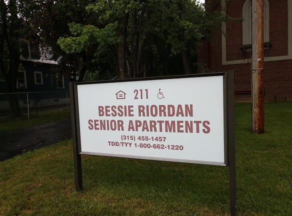Bessie Riordan And Addition Apartments - Mattydale, NY