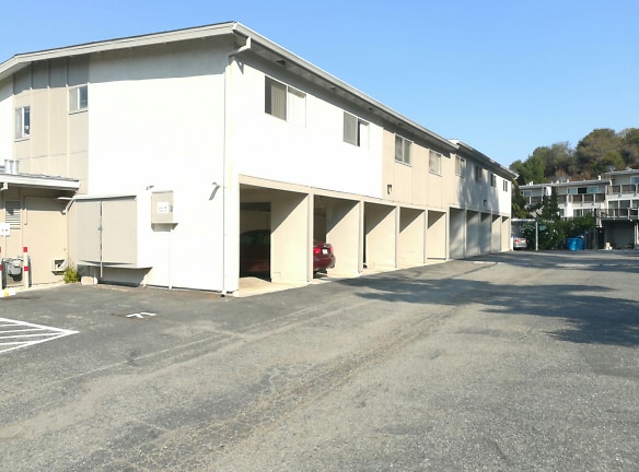 Carlmont Heights Apartments - Belmont, CA