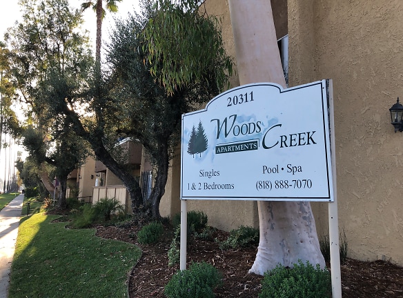 Woods Creek Apartments - Winnetka, CA