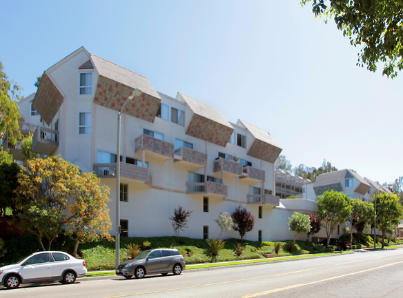 25930 Rolling Hills Rd unit 201 - Torrance, CA