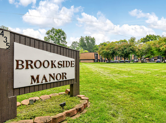 Brookside Manor Apartments - Urbana, OH