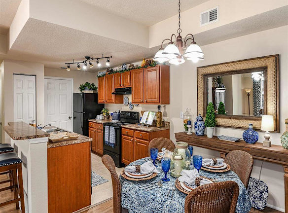 Fountain Villas Apartments - Rockledge, FL