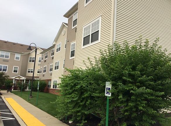 Penns Crossing Apartments - Reading, PA