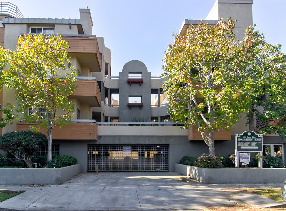 Lido Apartments At 11919/11755 Culver Blvd - Los Angeles, CA