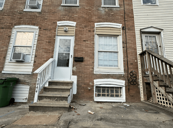 2644 Frederick Ave - Baltimore, MD