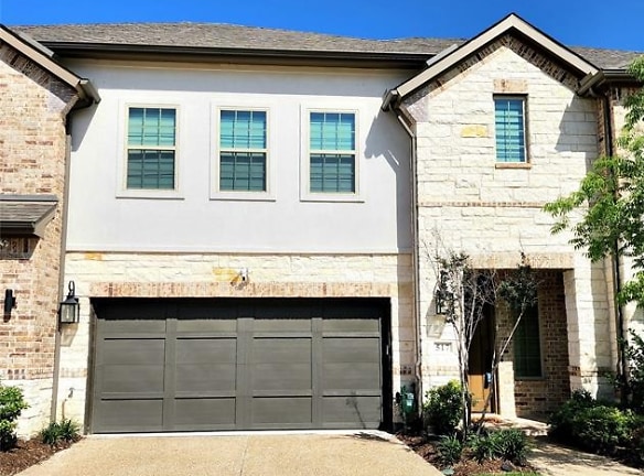 517 Somerset Dr - The Colony, TX