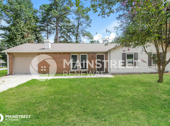 5421 Rocky Pine Drive - Lithonia, GA