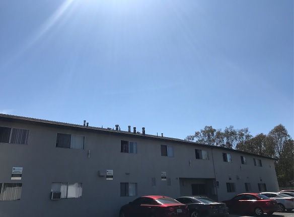 The Parkway Apartments - La Mesa, CA