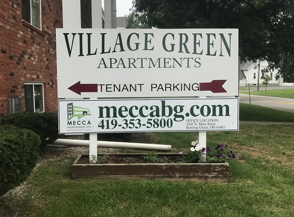 Village Green Apts Apartments - Bowling Green, OH