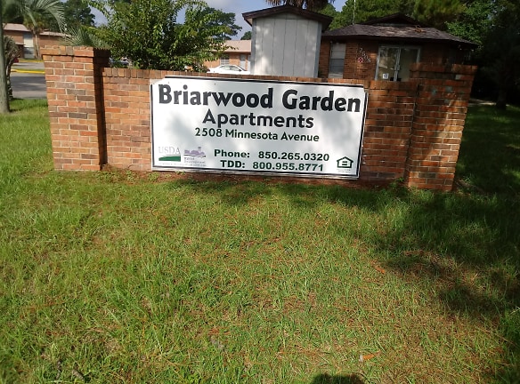 Briarwood Gardens Apartments - Lynn Haven, FL