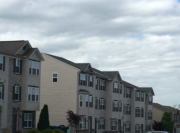 Hawthorne Townhomes - Millersville, PA
