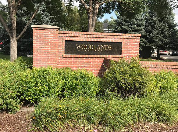 The Woodlands Apartments - Fort Collins, CO