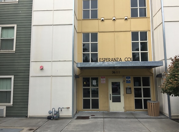 Esperanza Court Apartments - Portland, OR