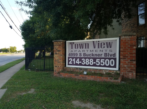 Town View Apartments - Dallas, TX