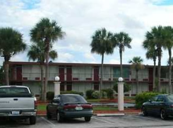 InTown Suites - Orlando North (ORN) - Orlando, FL