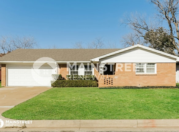 216 Revere Drive - Fort Worth, TX