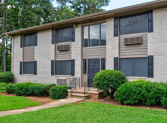 Forty 15 Apartment Homes - Decatur, GA