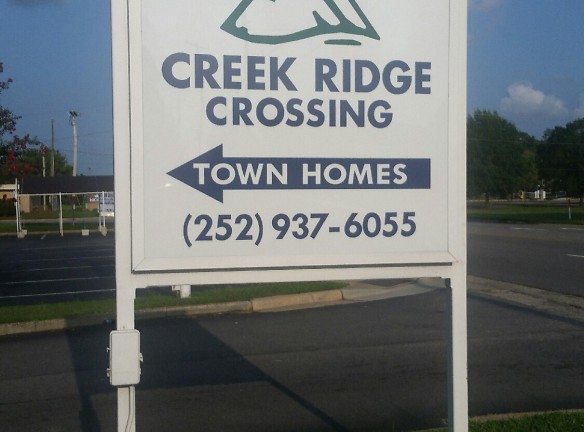 Creek Ridge Crossing Town Homes Apartments - Rocky Mount, NC