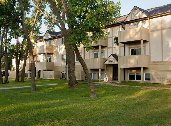 Spring Ridge Apartments - Wichita, KS