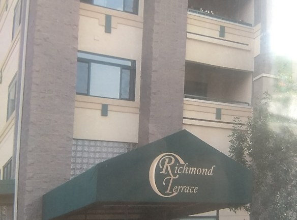Richmond Terrace Condominiums Apartments - Appleton, WI