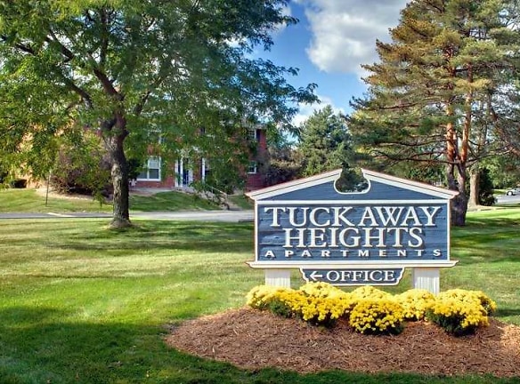 Tuckaway Heights Apartments - Milwaukee, WI