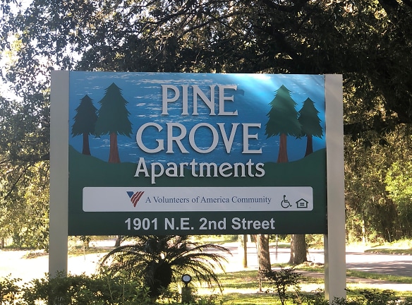 Pine Grove Apartments - Gainesville, FL