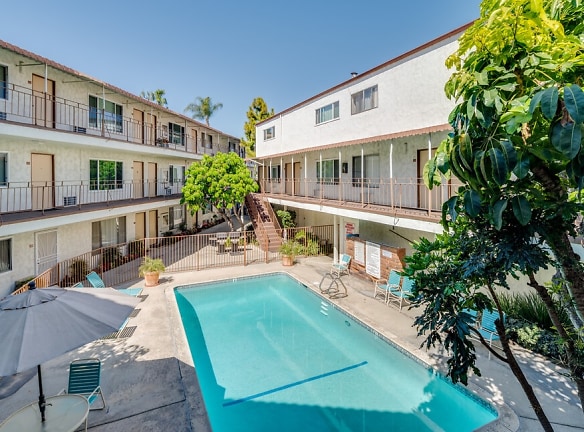Rancho La Paz Apartments - Downey, CA