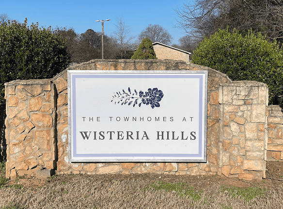 Townhomes At Wisteria Hills - Charlotte, NC