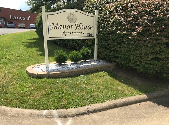 Manor House Apartments - Beckley, WV