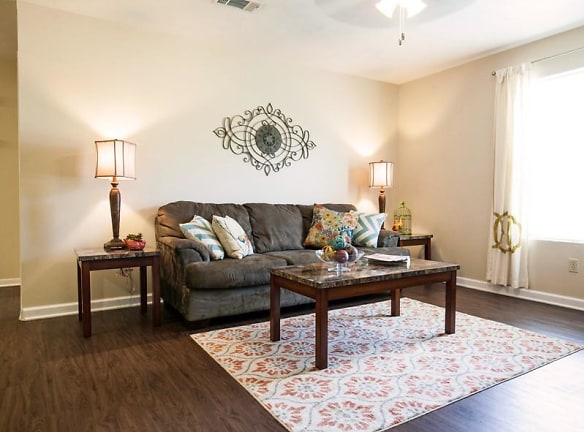 Brazos Point Apartments - College Station, TX