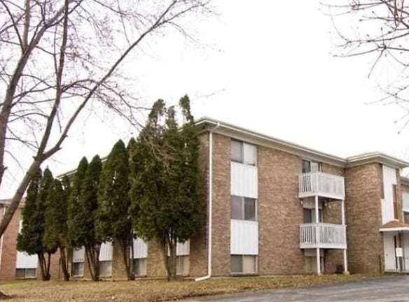 Creekview Apartments - Rockford, IL