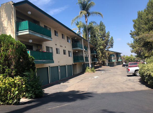 Pine View Apartments - Vista, CA