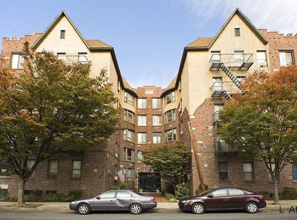 147-37 Beech Ave unit 1H - Queens, NY