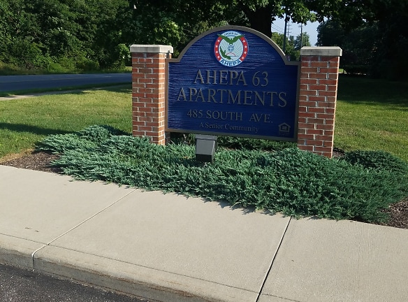 Tallmadge Acres Apartments - Tallmadge, OH