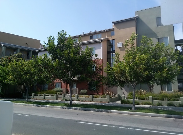Puerto Del Sol Apartments - Long Beach, CA
