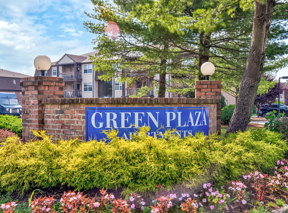Green Plaza Apartments - Iselin, NJ