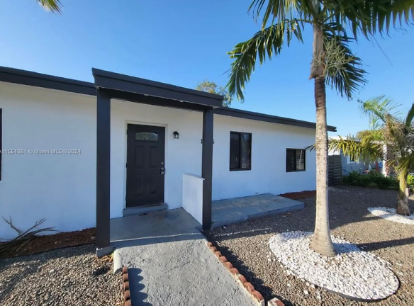 1106 NW 11th Ct - Fort Lauderdale, FL