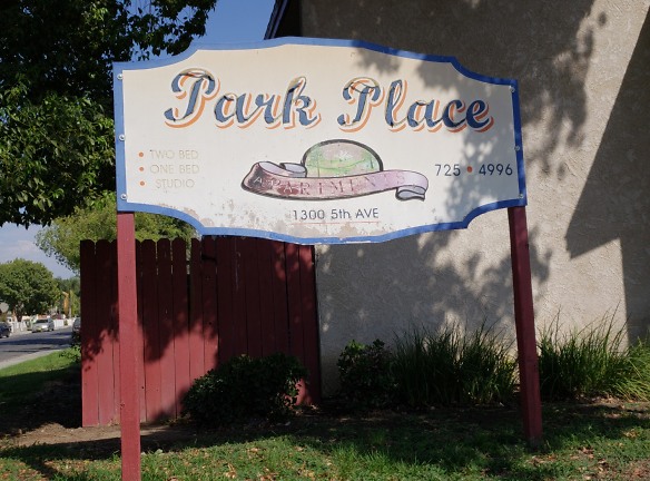 PARK PLACE Apartments - Delano, CA