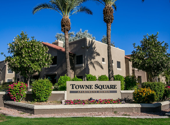 Towne Square Apartments - Chandler, AZ