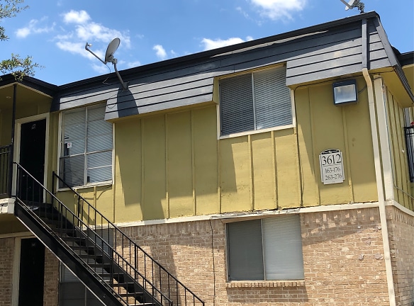 Braxton Apartments - Irving, TX