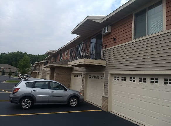 Stone Meadows Apartment - Green Bay, WI