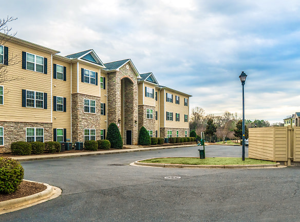 Commons At Fort Mill Apartments - Fort Mill, SC